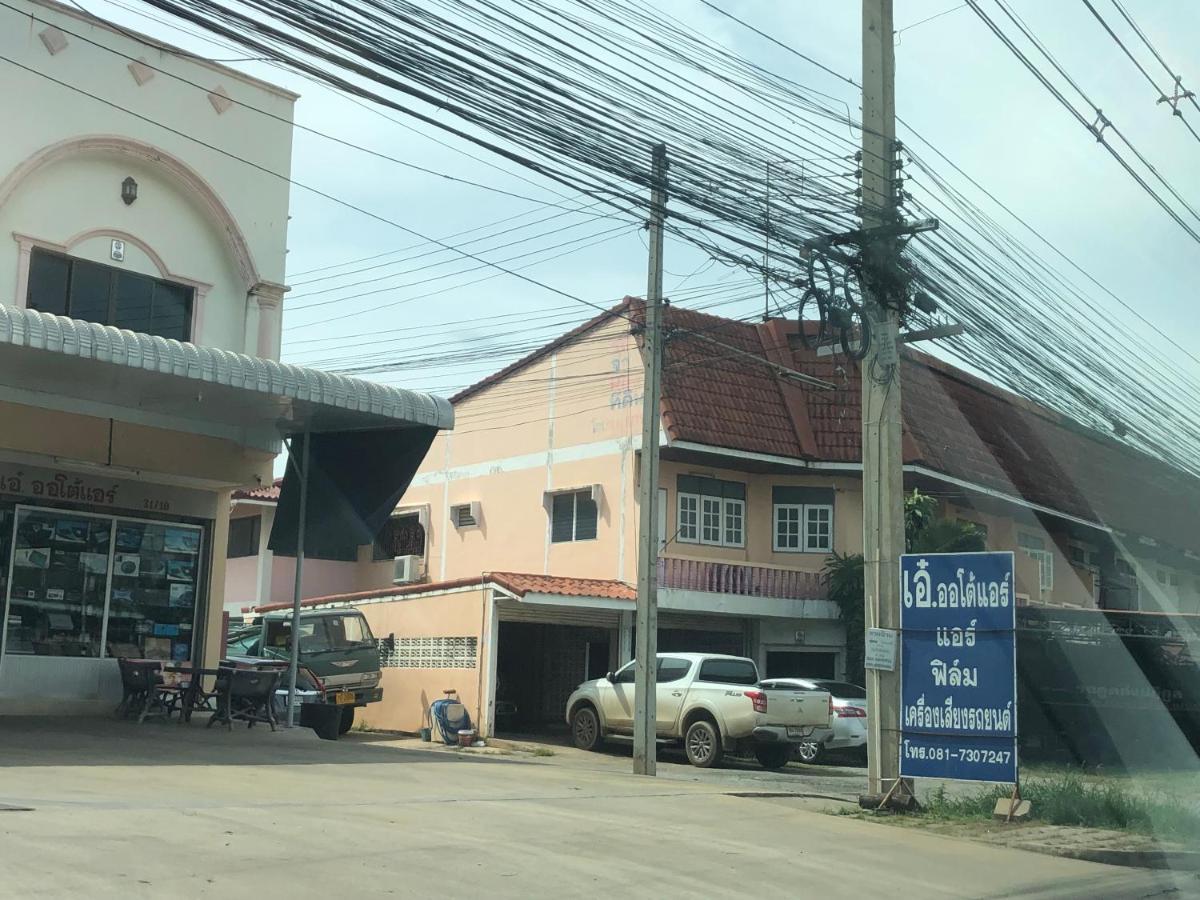 The Backyard Homestay Pakchong Exterior photo